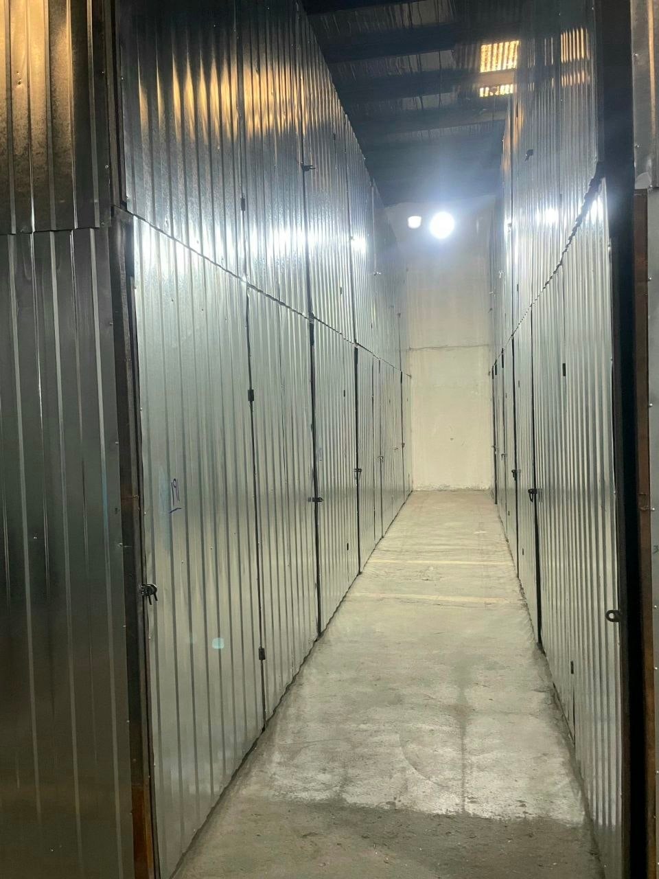 کانتینر ۳۰ فوت برای نگهداری وسایل و کالا